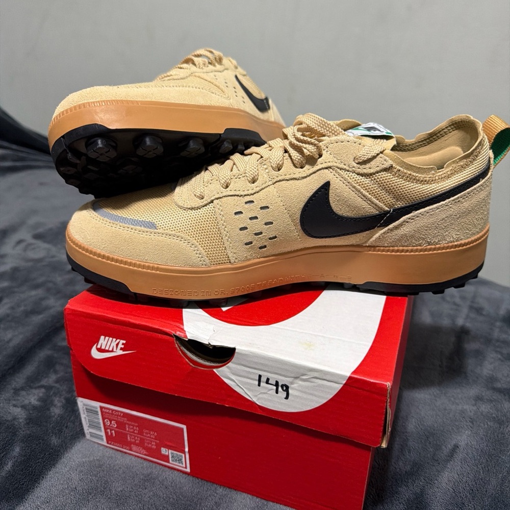 Nike C1TY